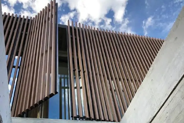 Edificio Ventilado Alupoli